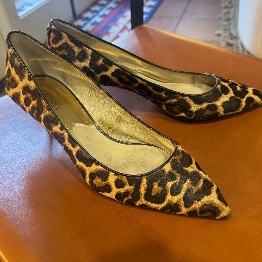 MICHAEL KORS LEOPARD PRINT CALF HAIR CLASSIC PUMPS! Size 10